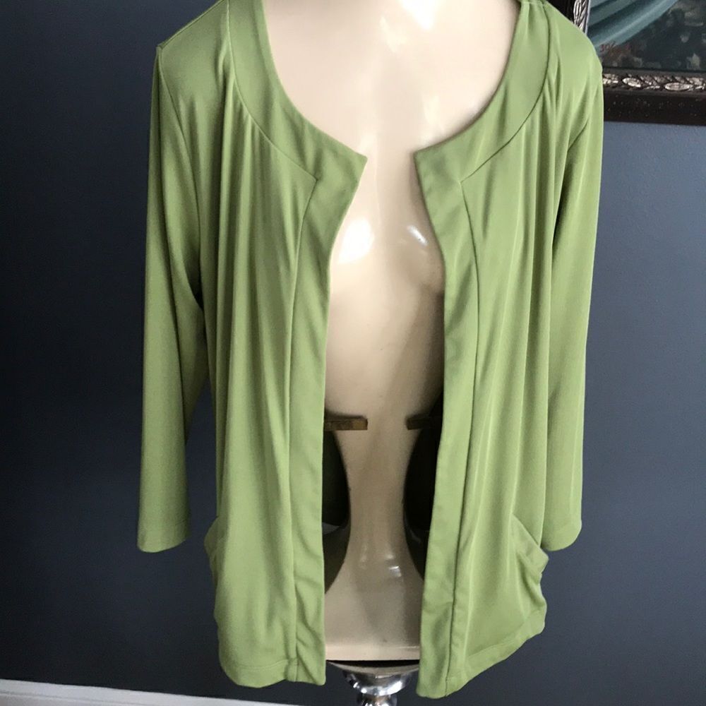 Chico’s deep sage stretch knit cardigan, size 12